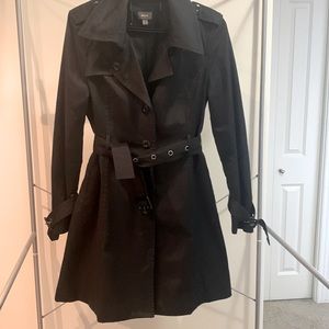 Beautiful tench coat by Mexx